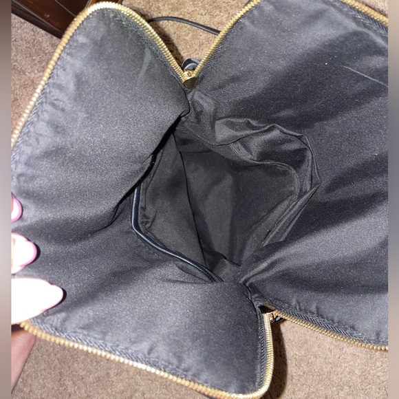 Malibu Skye Large Crossbody - Picture 3 of 7